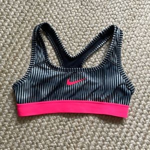 Nike Sports Bra- Girls size Small (6-8)